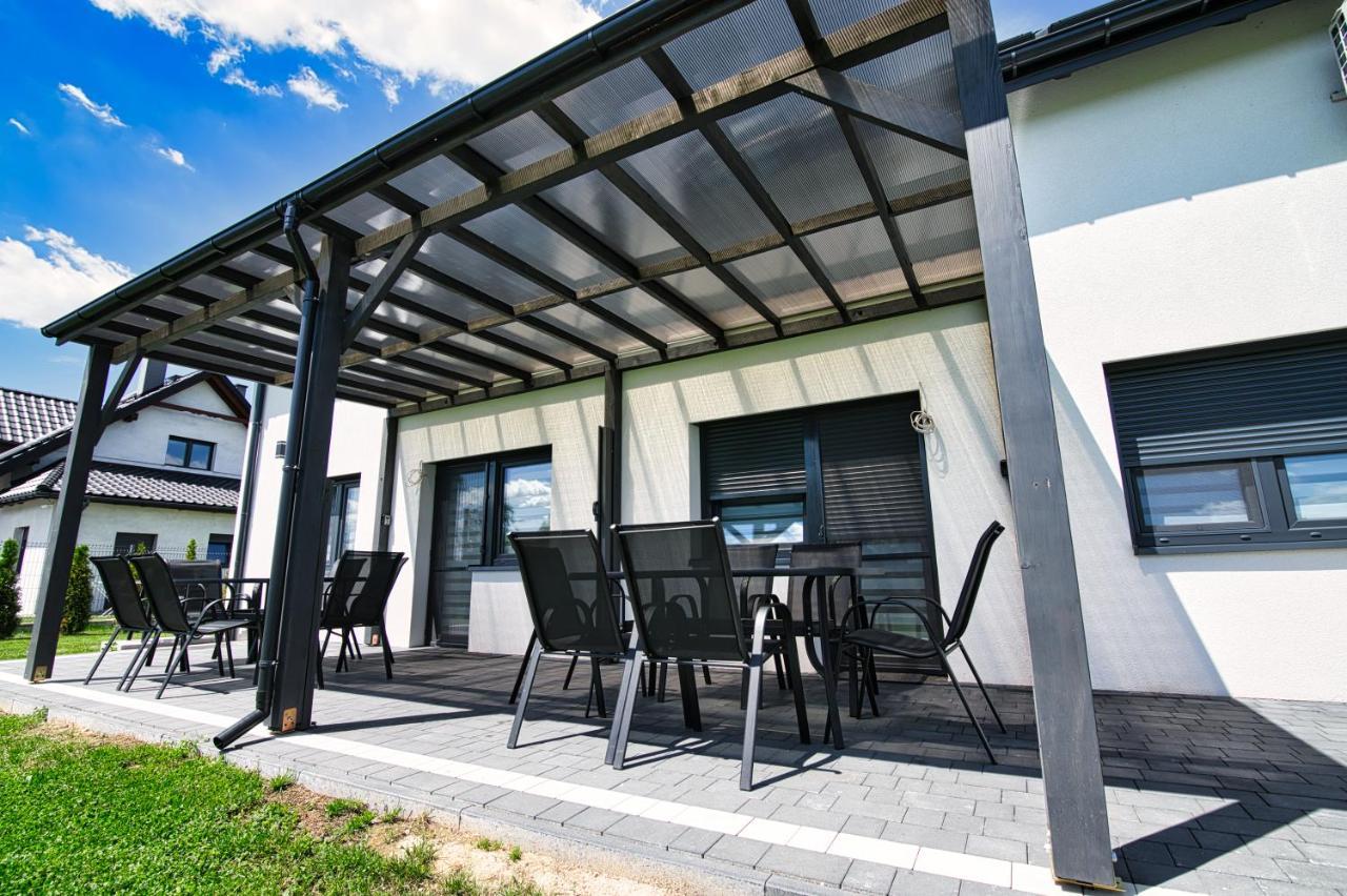 Apartamenty Izabell By Housine Zator Exteriör bild